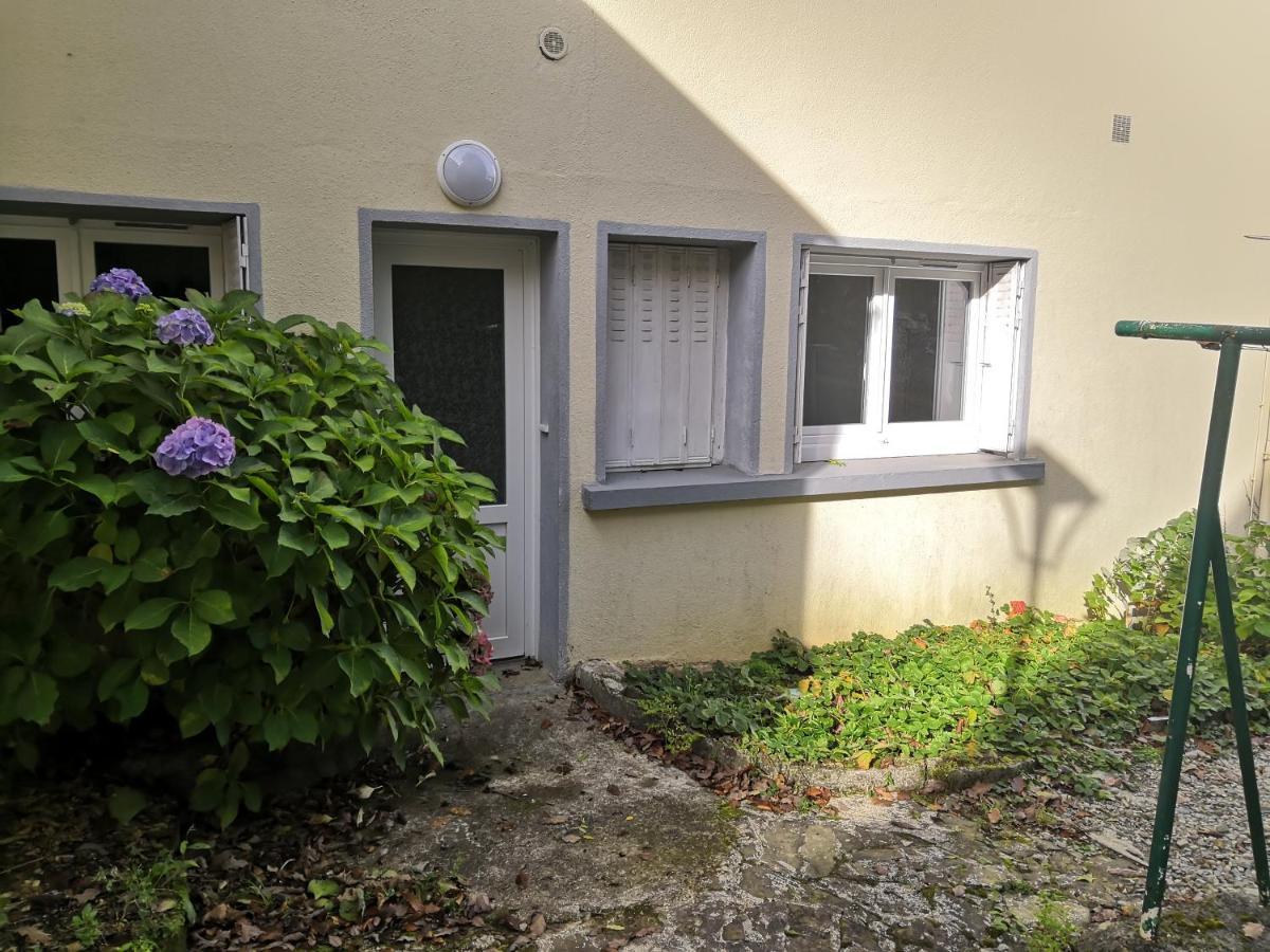 Logement Neuf En Face De La Foret. Acces Cour. Bagnoles de l'Orne Normandie Εξωτερικό φωτογραφία