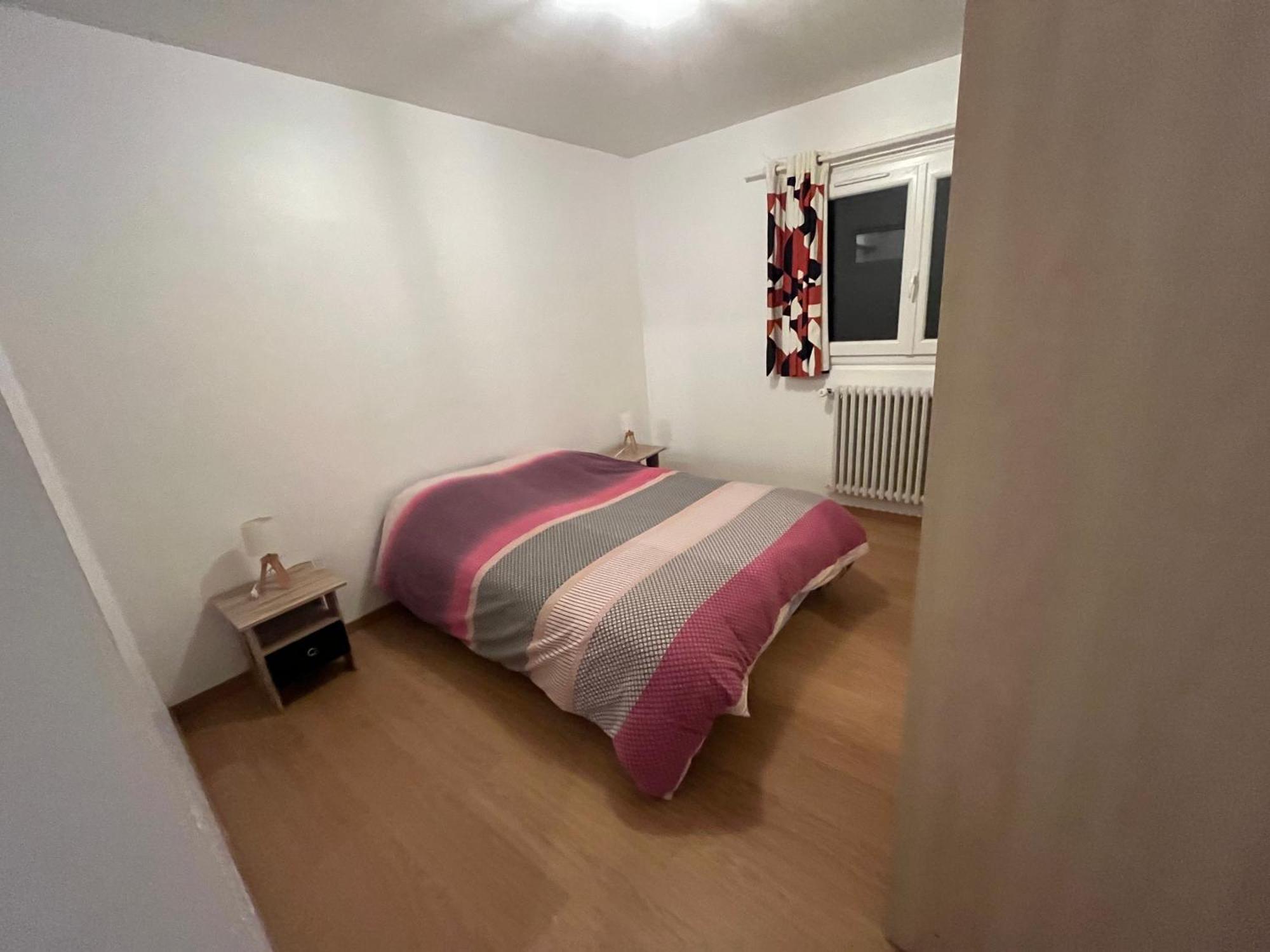 Logement Neuf En Face De La Foret. Acces Cour. Bagnoles de l'Orne Normandie Εξωτερικό φωτογραφία